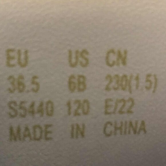 STUART WEITZMAN Gillian Suede Over the Knee Boots Burgundy 6 MSRP $795 NWOT - Picture 8 of 8